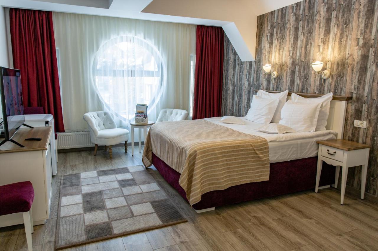 Pensiunea Carmen'S Mansion B Sinaia Zewnętrze zdjęcie