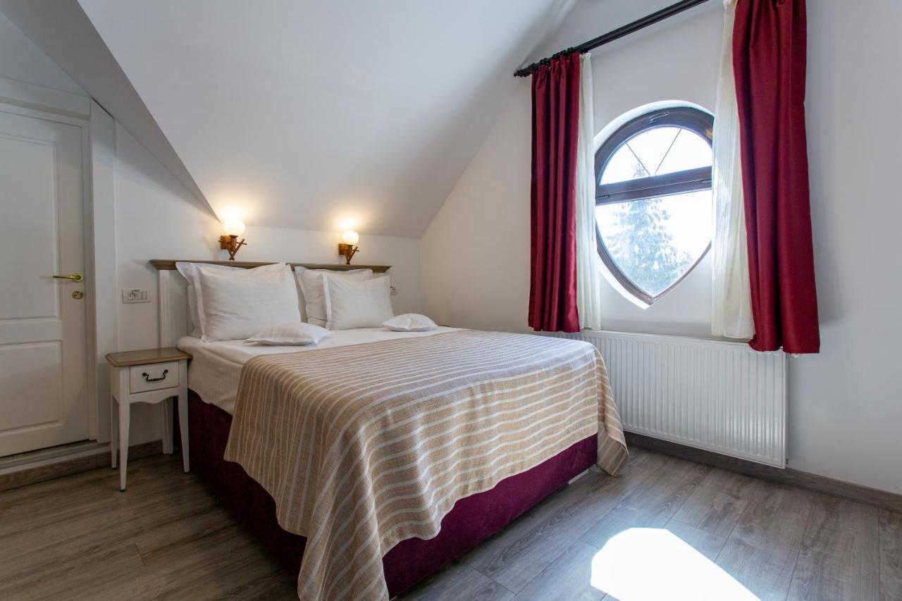 Pensiunea Carmen'S Mansion B Sinaia Zewnętrze zdjęcie